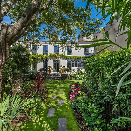 Escale Rochelaise, Gite Urbain Avec Spa Bain Nordique Et Sauna Tonneau La Rochelle  Exterior foto